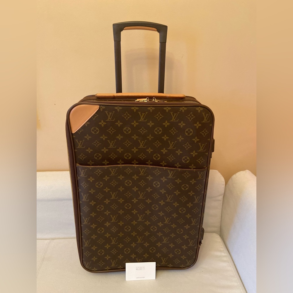 Authentic Louis Vuitton pegase 55 carry on suitcase